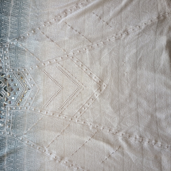 Miss Me By Buckle Womens Rhinestone Embellished Ombre Geometric Top – Size Large - Picture 5 of 9